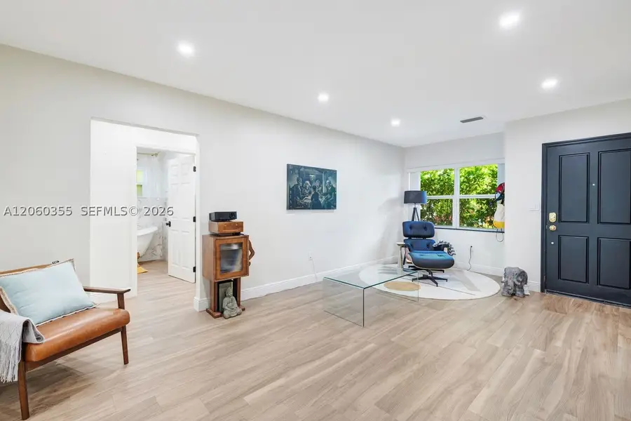 815 Monterey St, Coral Gables, FL 33134 - #3