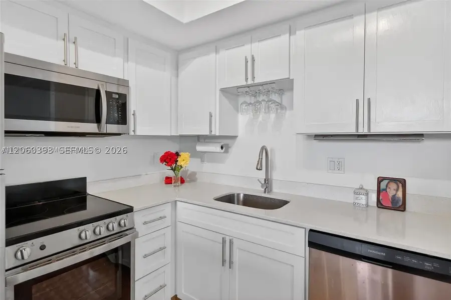 2630 SW 28th St (overbrook) #51, Miami, FL 33133 - #3