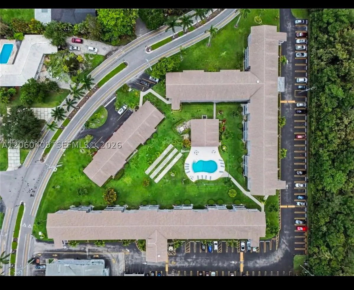 700 Layne Blvd #306, Hallandale Beach, FL 33009 - #1