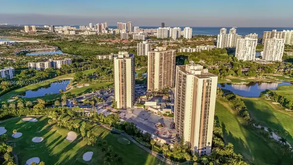 20335 W Country Club Dr #1702, Aventura, FL 33180
