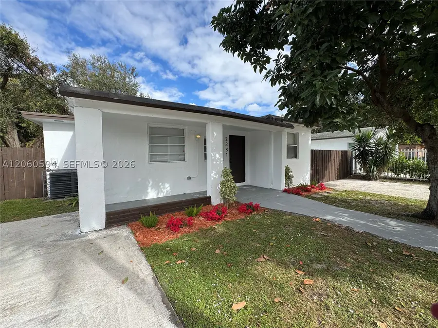 2381 NW 153rd St, Miami Gardens, FL 33054 - #3