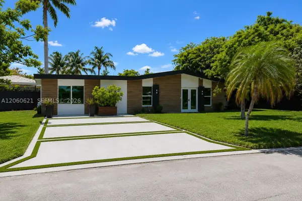 2416 NE 19th Ter, Wilton Manors, FL 33305