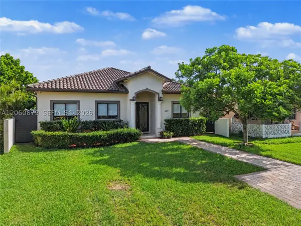 5889 SW 17th St, Miami, FL 33155