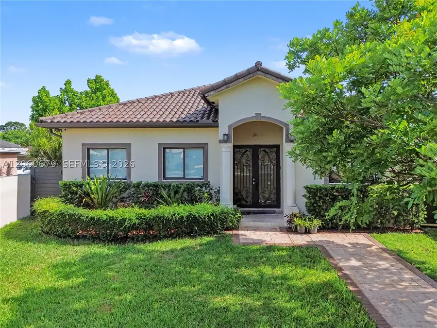 5889 SW 17th St, Miami, FL 33155 - #2