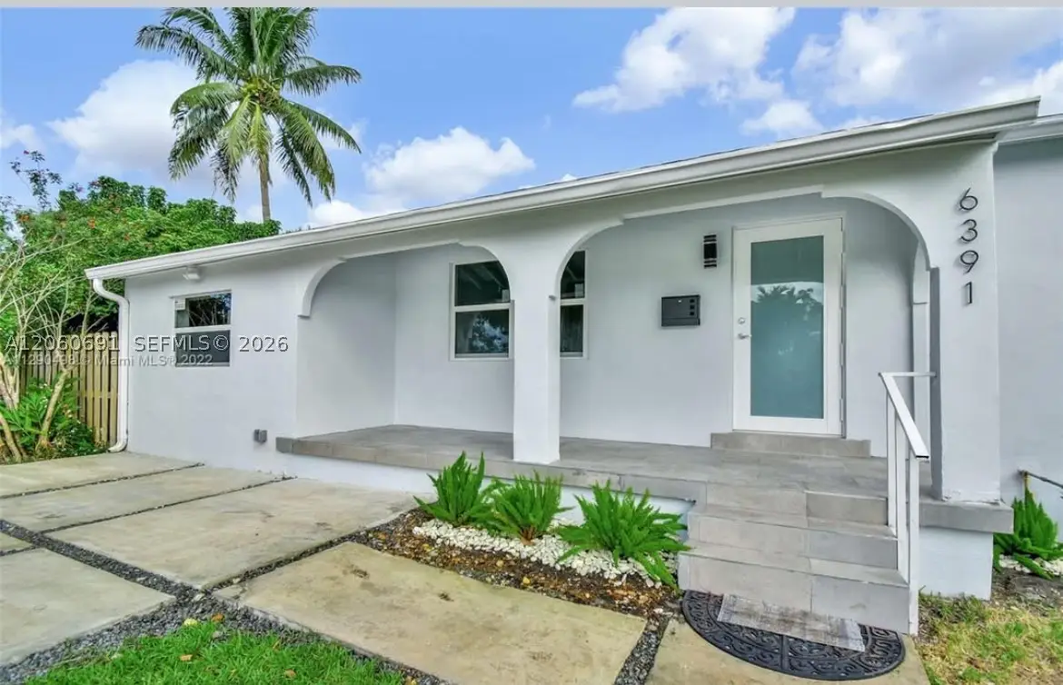 6391 SW 39th St, Miami, FL 33155 - #1