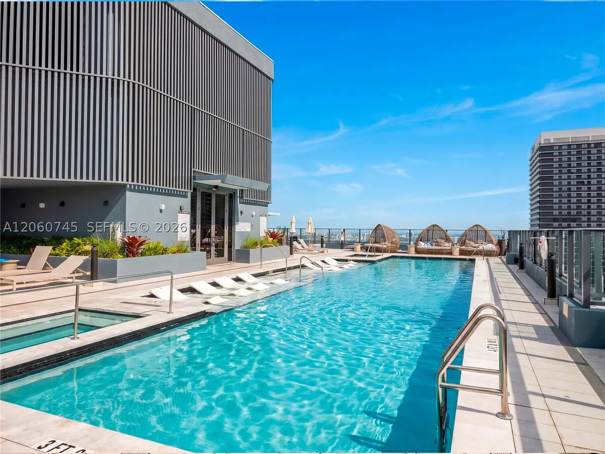 121 NE 5th St #504, Miami, FL 33132 - #1