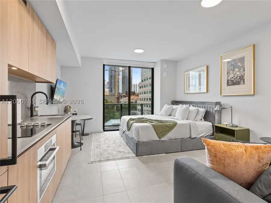 121 NE 5th St #504, Miami, FL 33132 - #2