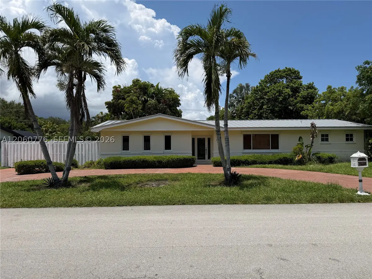6305 Marlin Dr, Coral Gables, FL 33158 - #1