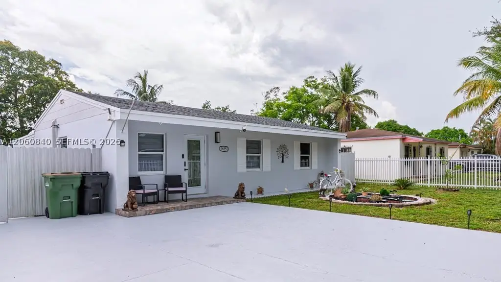 1655 NW 124th St, North Miami, FL 33167 - #1