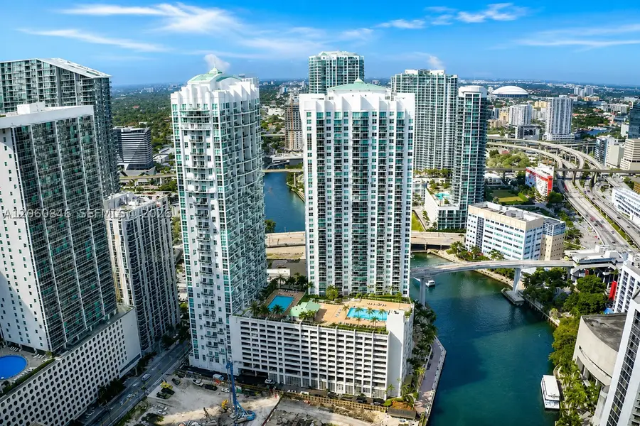 41 SE 5th St #1412, Miami, FL 33131 - #2
