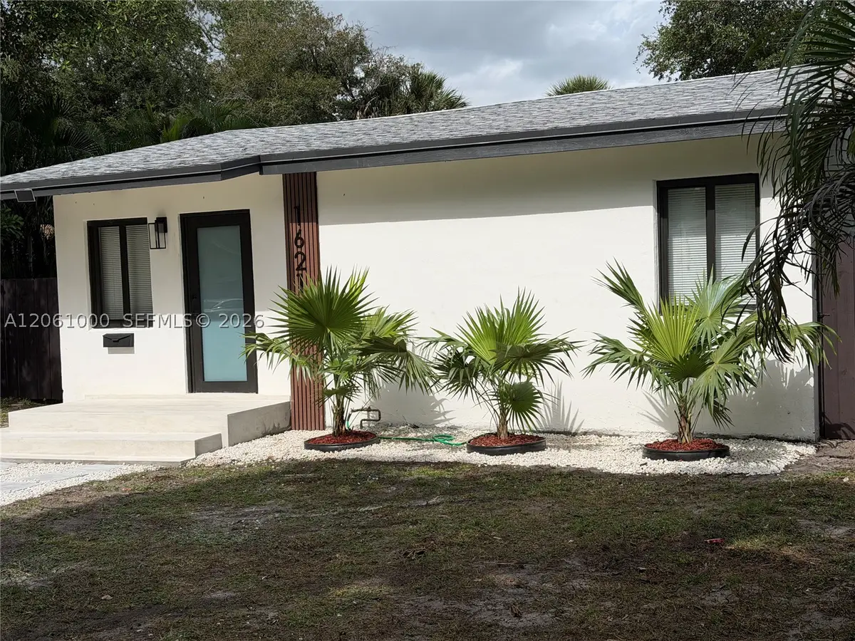 1621 SW 11th Ct, Fort Lauderdale, FL 33312 - #1