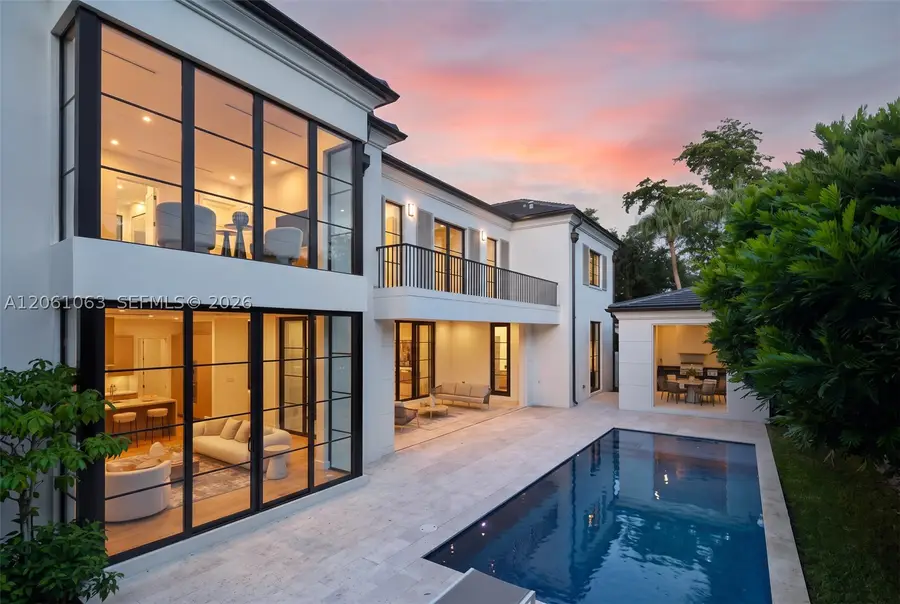 1220 S Alhambra Cir, Coral Gables, FL 33146 - #2