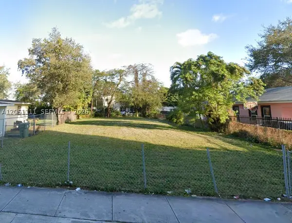 749 NW 69th St, Miami, FL 33150