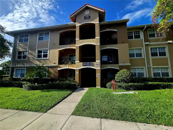 11600 SW 2nd St #18104, Pembroke Pines, FL 33025