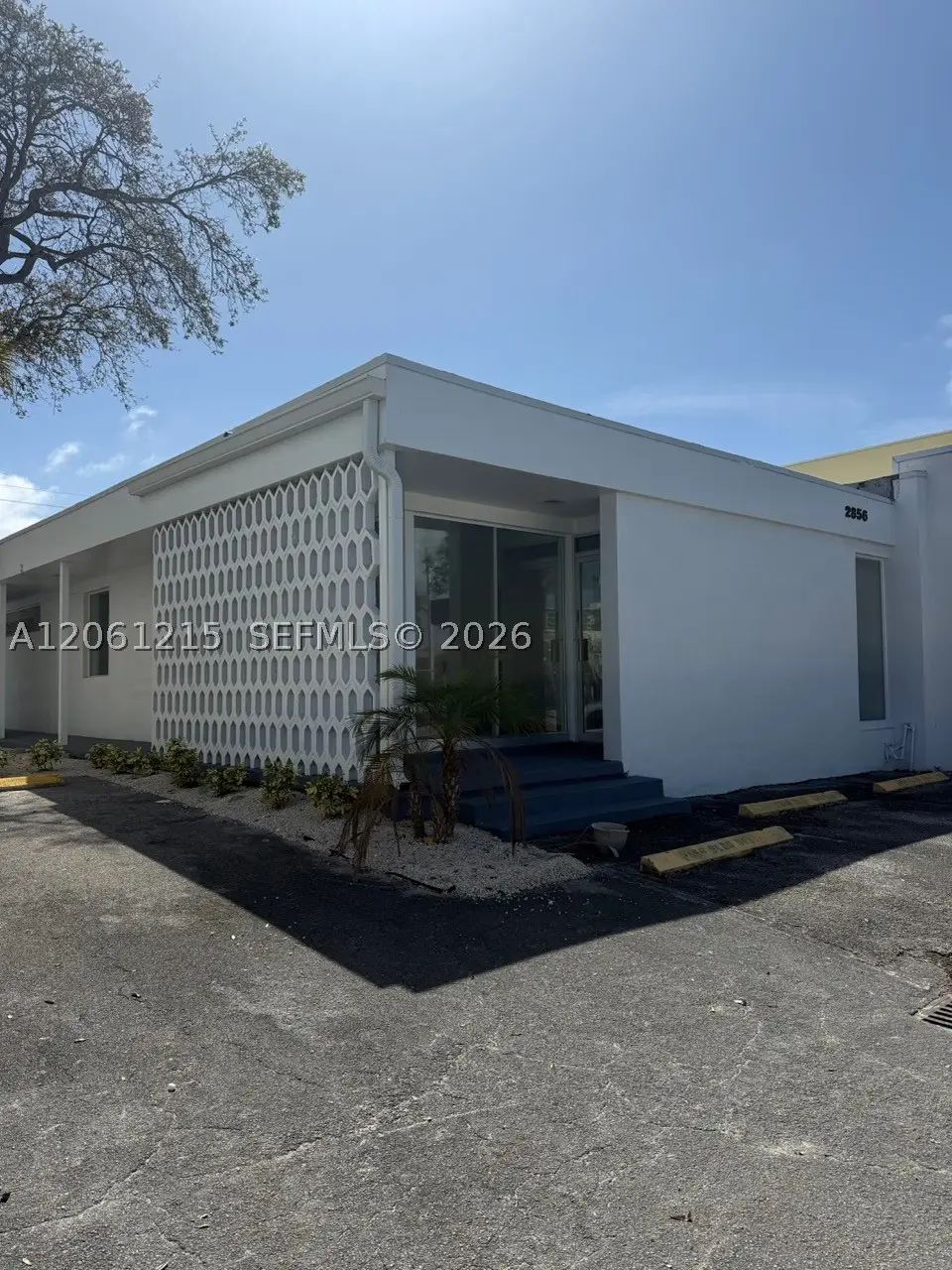 2856 E Oakland Park Blvd, Fort Lauderdale, FL 33306 - #1