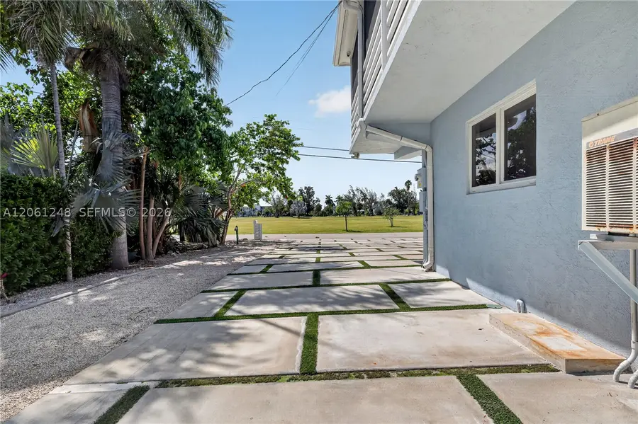 2557 Sombrero Blvd, Marathon, FL 33050 - #2