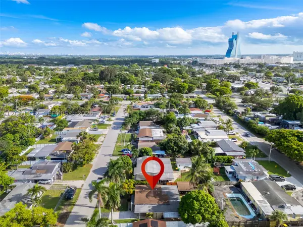 4873 SW 44th Ter, Dania Beach, FL 33314