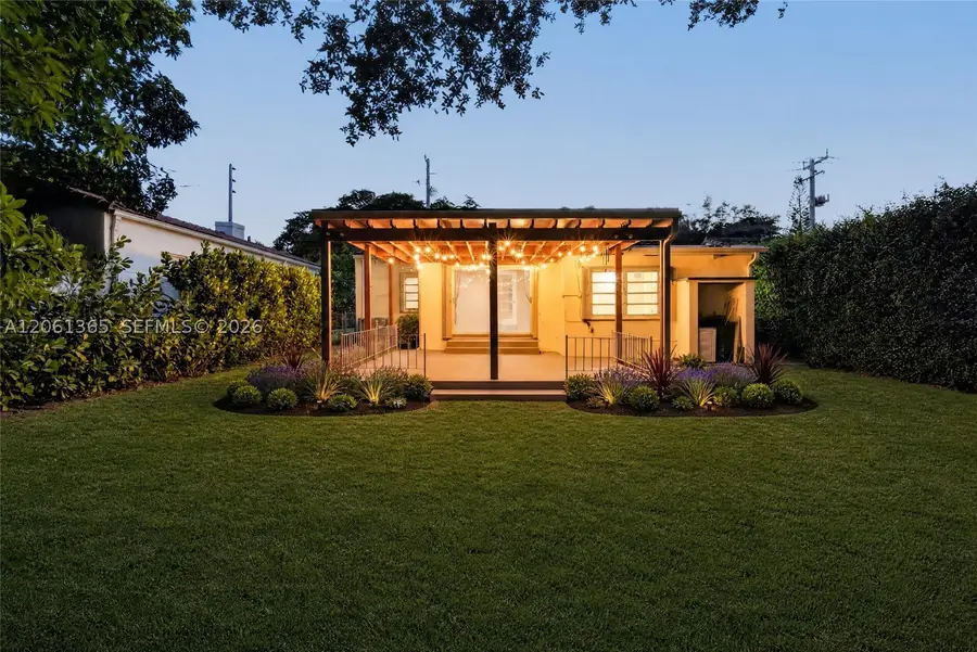 1015 Cortez St, Coral Gables, FL 33134 - #2