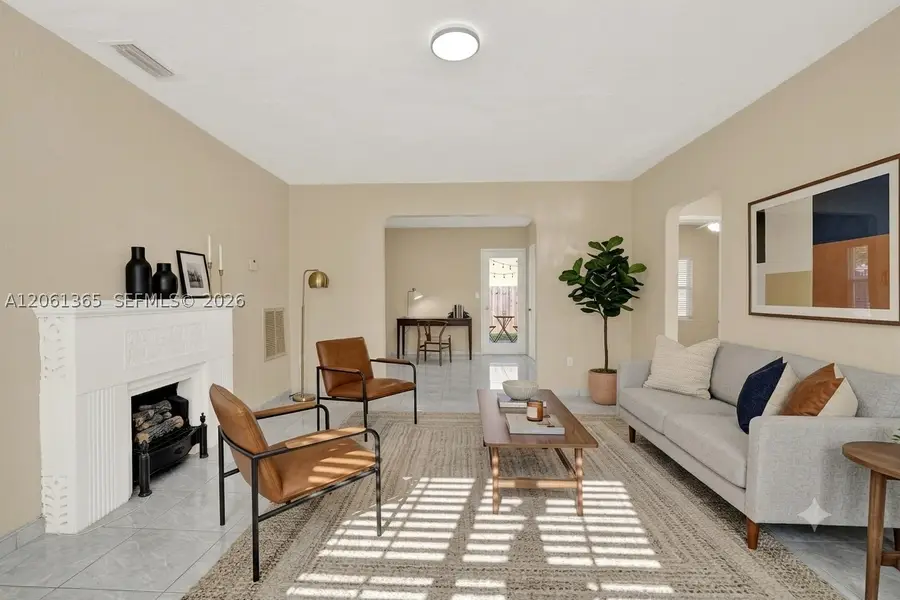 1015 Cortez St, Coral Gables, FL 33134 - #3