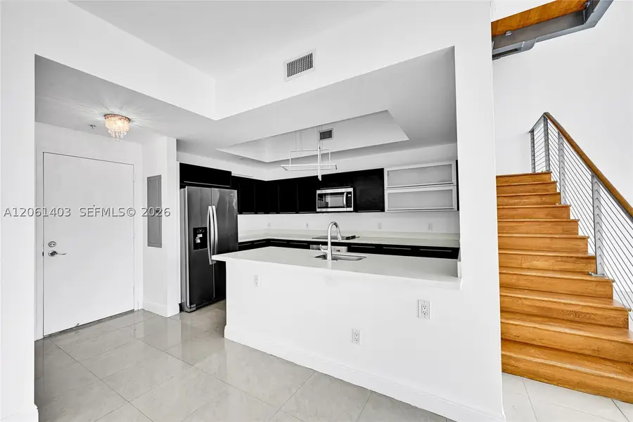 90 SW 3rd St #PH-17, Miami, FL 33130 - #3