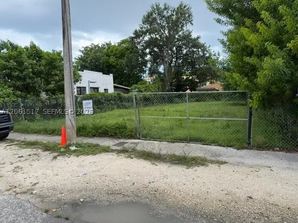 1036 NW 31st St, Miami, FL 33127