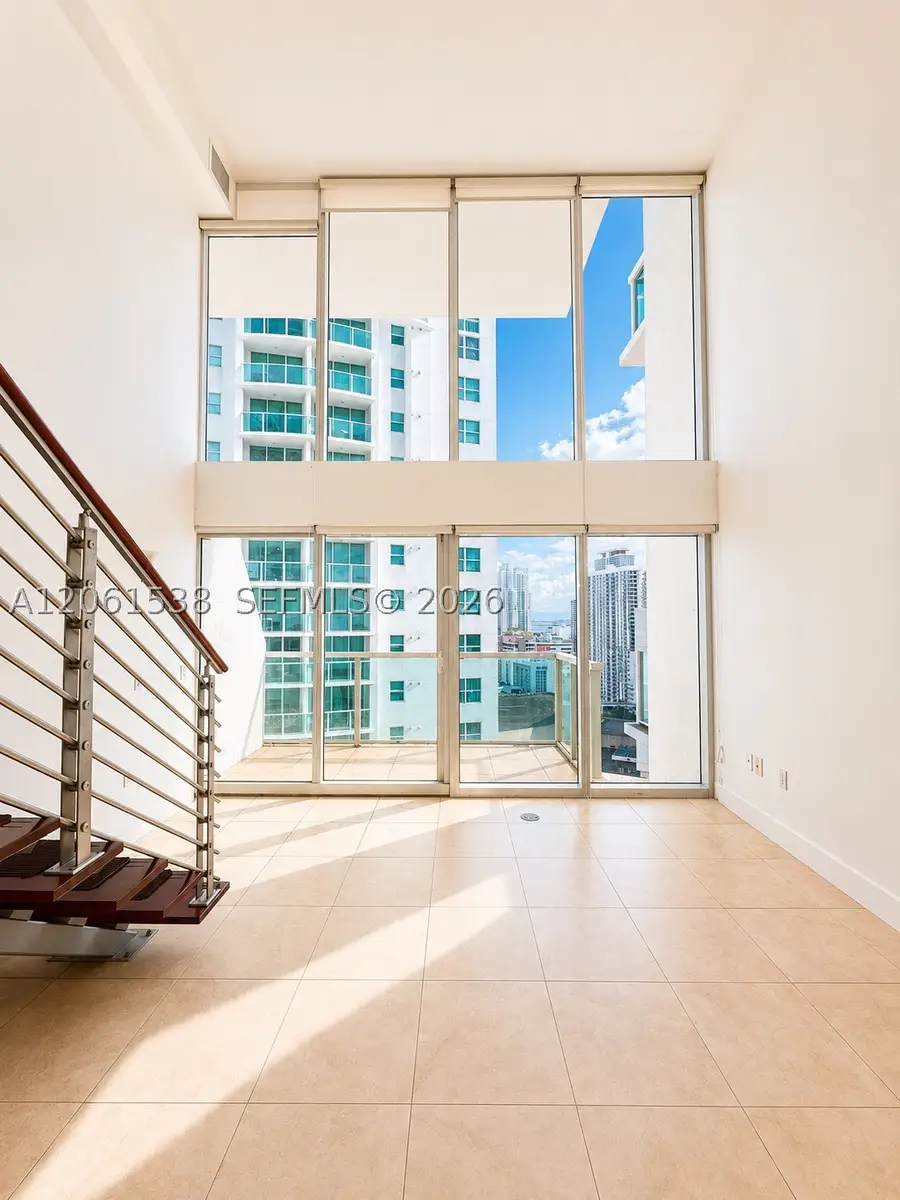 41 SE 5th St #1415, Miami, FL 33131 - #3