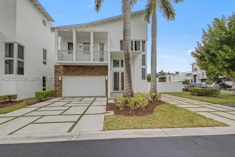 3341 NW 84th Ct, Doral, FL 33122 - #2
