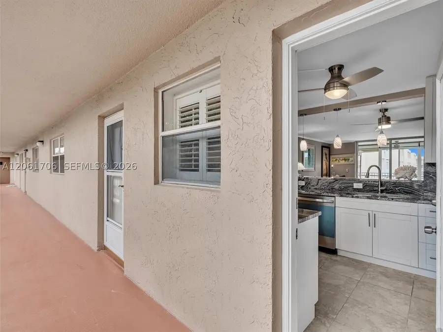 201 SE 11th Ter #303, Dania Beach, FL 33004 - #2