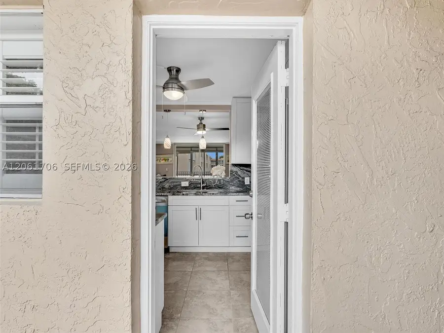 201 SE 11th Ter #303, Dania Beach, FL 33004 - #3
