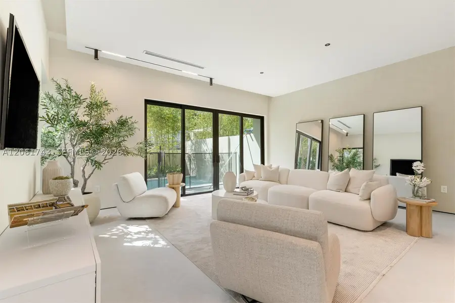 1746 SW 21st Ter #left, Miami, FL 33145 - #3