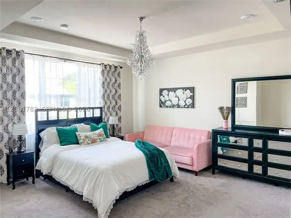5100 Eucalyptus Dr #2, Hollywood, FL 33021