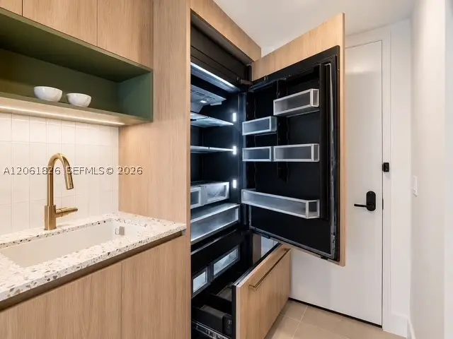 159 NE 6th St #3212, Miami, FL 33132 - #3
