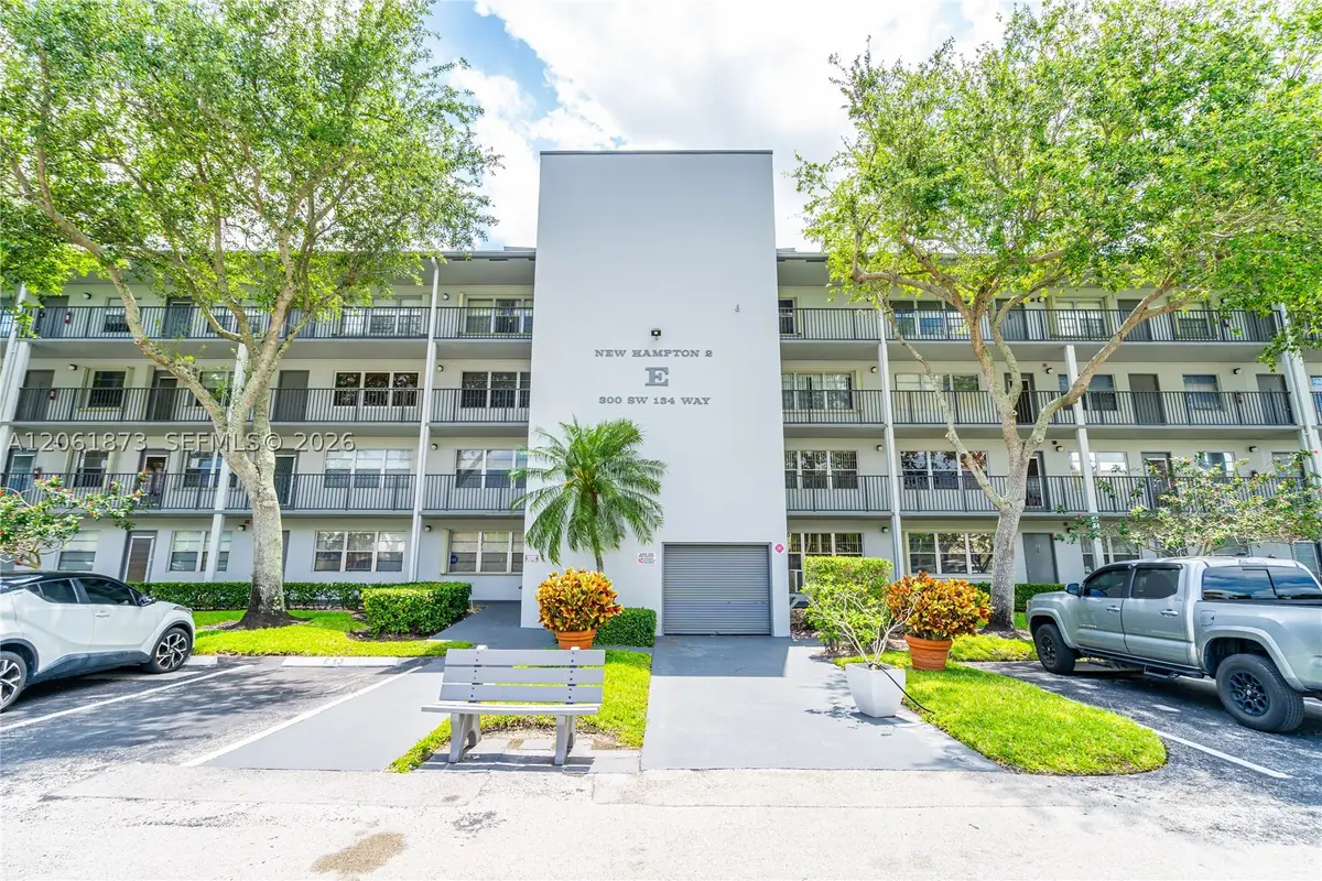 300 SW 134th Way #413E, Pembroke Pines, FL 33027 - #1