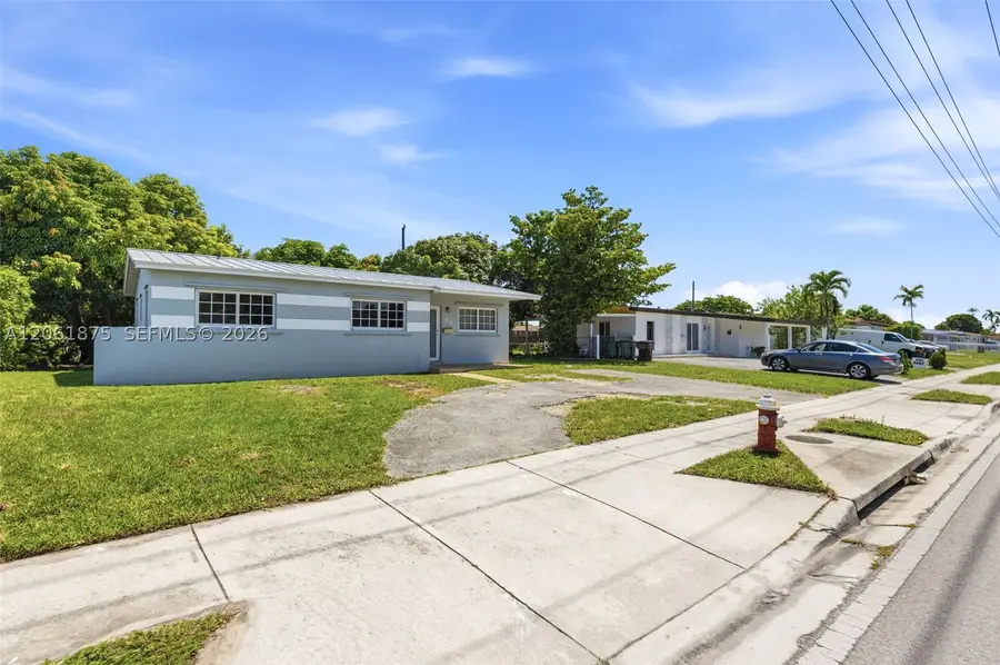 998 W 68th St, Hialeah, FL 33014 - #2
