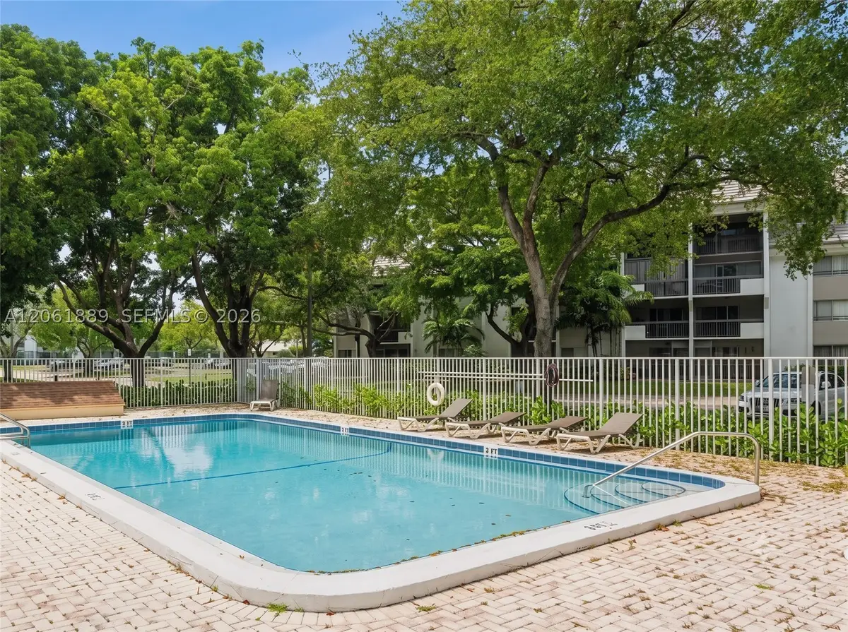 731 N Pine Island Rd #102, Plantation, FL 33324 - #1
