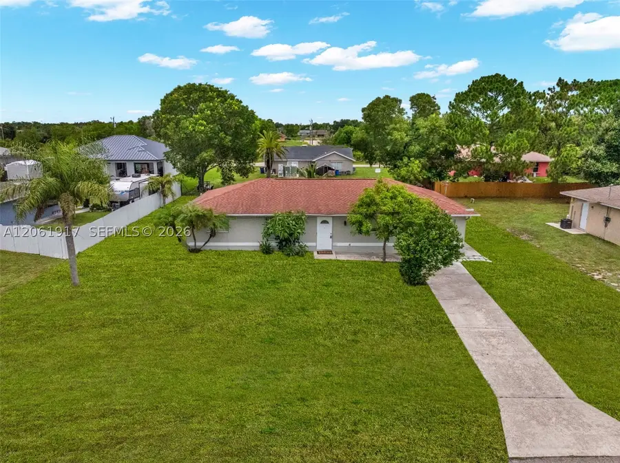 909 Sally Ave Ne, Lehigh Acres, FL 33971 - #3