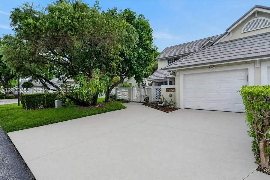 4749 NW 98th Pl, Doral, FL 33178 - #2