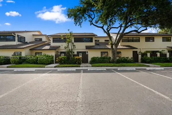 7640 NW 79th Ave #L6, Tamarac, FL 33321