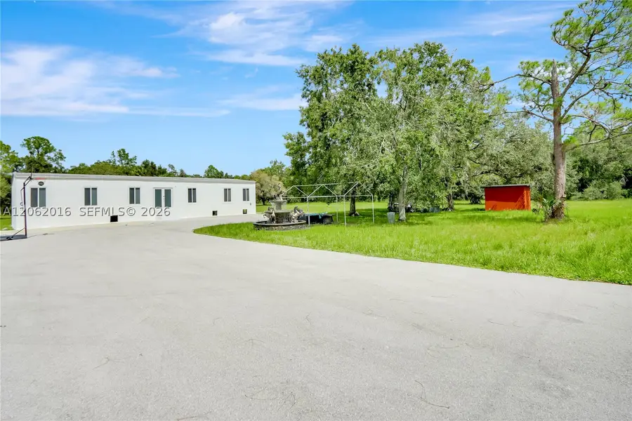 227 Hunting Club Ave, Clewiston, FL 33440 - #3