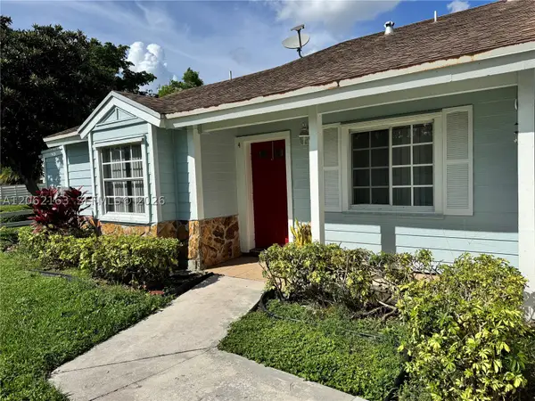 14700 SW 139th Ave #4-40, Miami, FL 33186