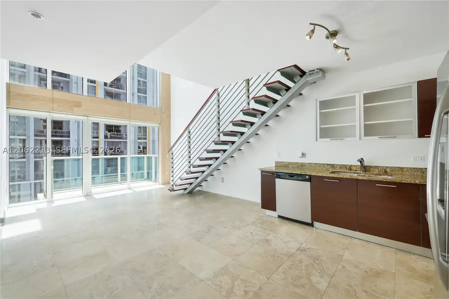 41 SE 5th St #906, Miami, FL 33131 - #2