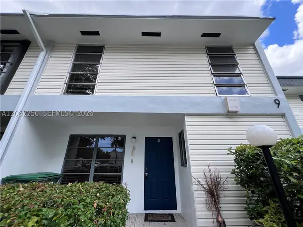 2750 N 34th Ave #9D, Hollywood, FL 33021