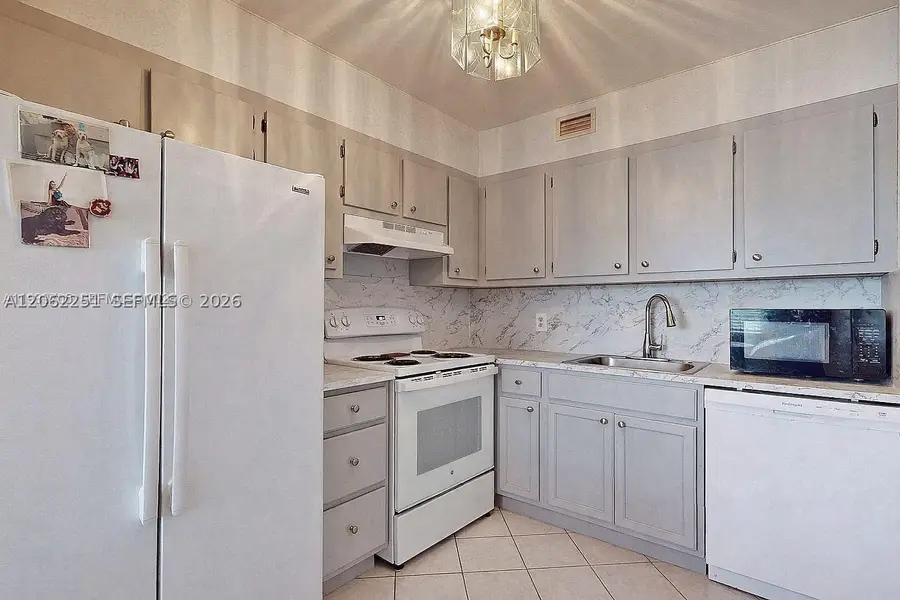 13450 SW 3rd St #408D, Pembroke Pines, FL 33027 - #2