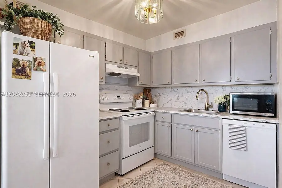 13450 SW 3rd St #408D, Pembroke Pines, FL 33027 - #3