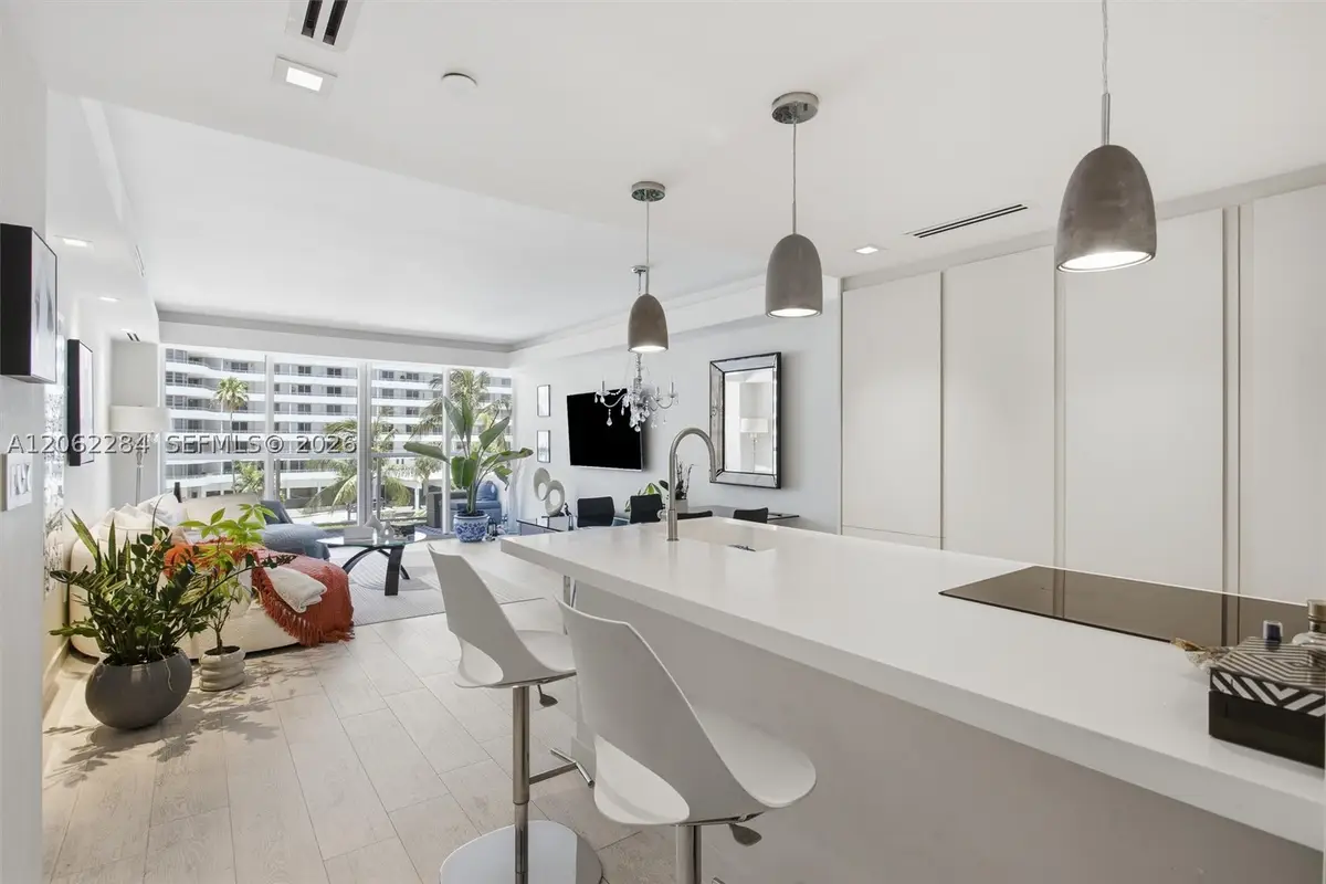 5600 Collins Ave #5A, Miami Beach, FL 33140 - #1