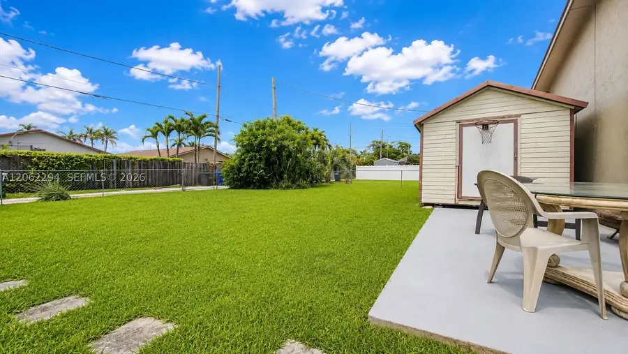 2623 Harding St, Hollywood, FL 33020 - #3