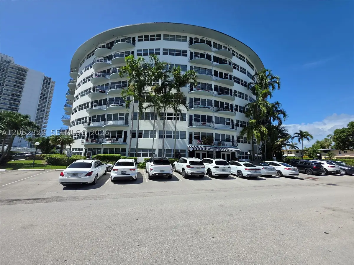 3250 NE 28th St #212, Fort Lauderdale, FL 33308 - #1