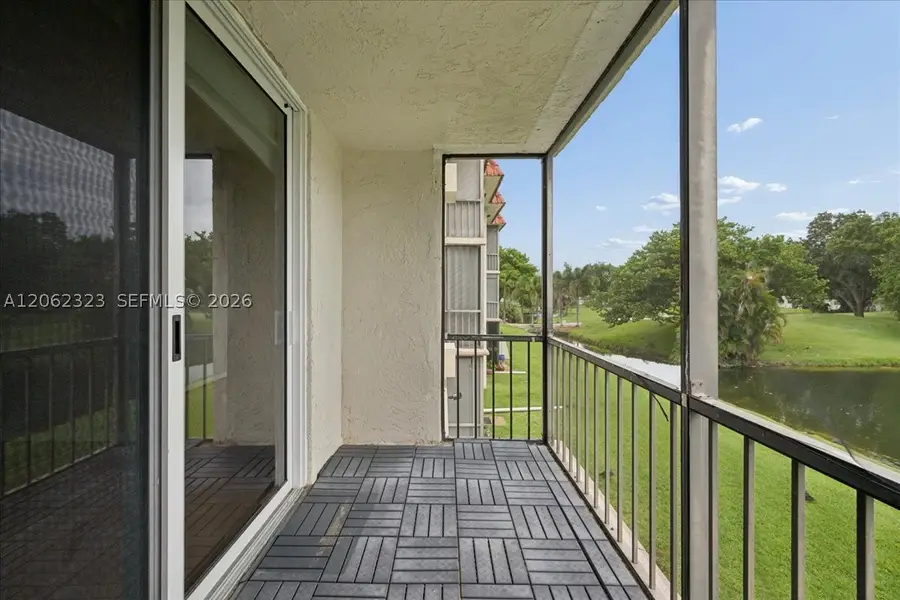 800 S Hollybrook Dr #205, Pembroke Pines, FL 33025 - #2