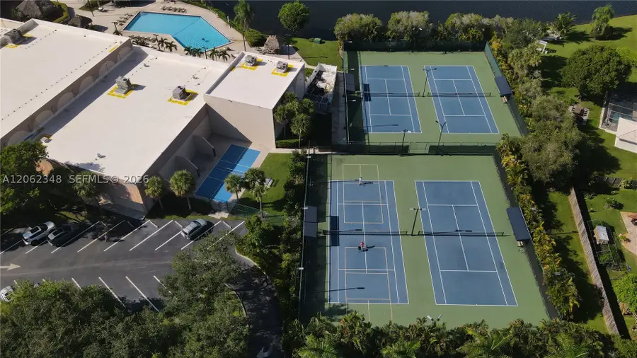 581 SW 169th Way, Weston, FL 33326 - #2