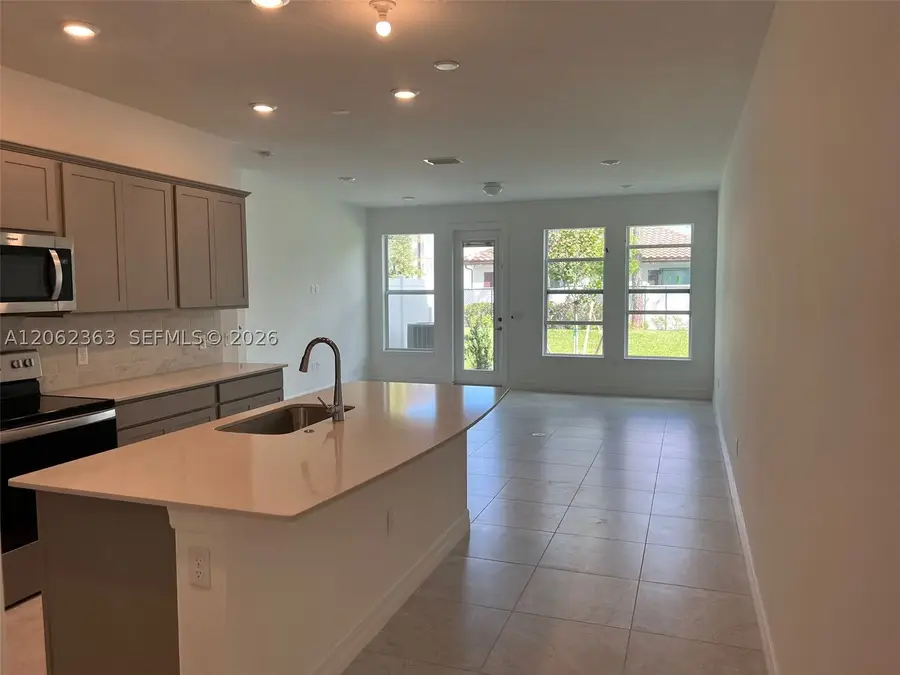 6121 Rancho Ln, Lake Worth, FL 33415 - #2
